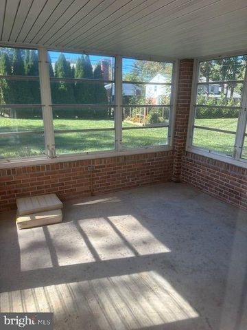 705 ASHFORD RD, Wilmington, DE 19803