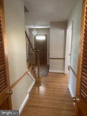 705 ASHFORD RD, Wilmington, DE 19803