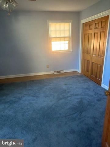 705 ASHFORD RD, Wilmington, DE 19803