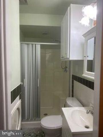 705 ASHFORD RD, Wilmington, DE 19803