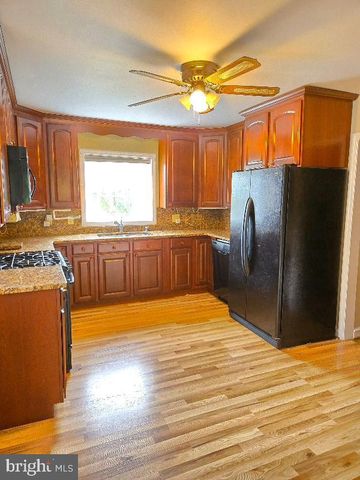 705 ASHFORD RD, Wilmington, DE 19803