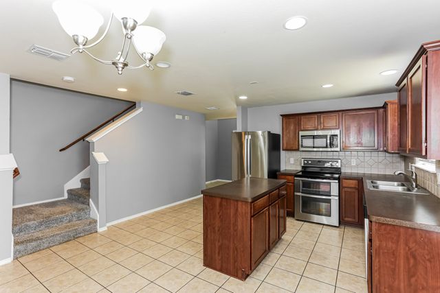 9233 Monument Court, Fort Worth, TX 76244