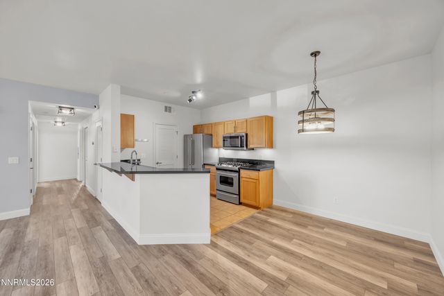 1450 Idlewild Drive UNIT 831, Reno, NV 89509