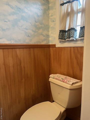 1854 Rockville Drive, North Baldwin, NY 11510