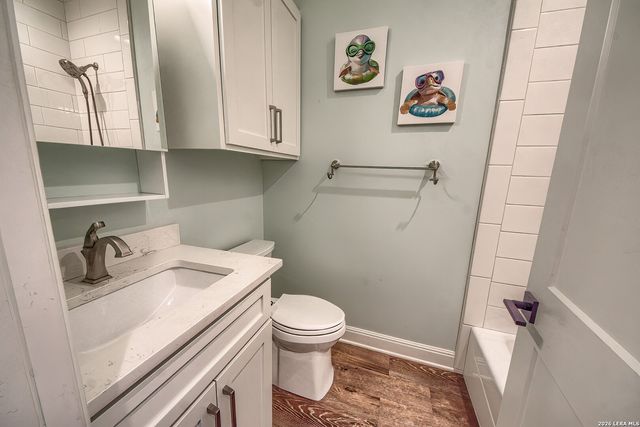 122 NAVAJO TRL, Seguin, TX 78155
