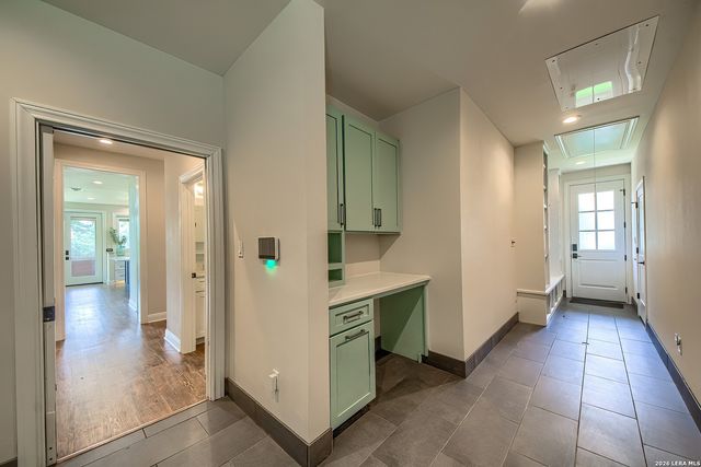 122 NAVAJO TRL, Seguin, TX 78155