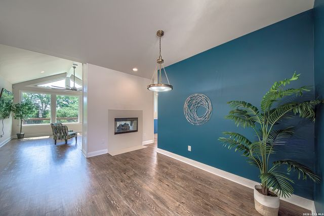 122 NAVAJO TRL, Seguin, TX 78155