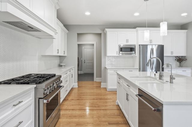 3802 Brigata, Valparaiso, IN 46385