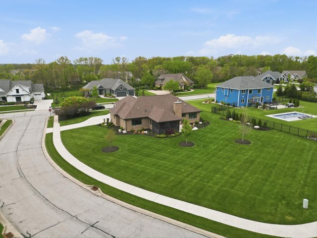 3802 Brigata, Valparaiso, IN 46385