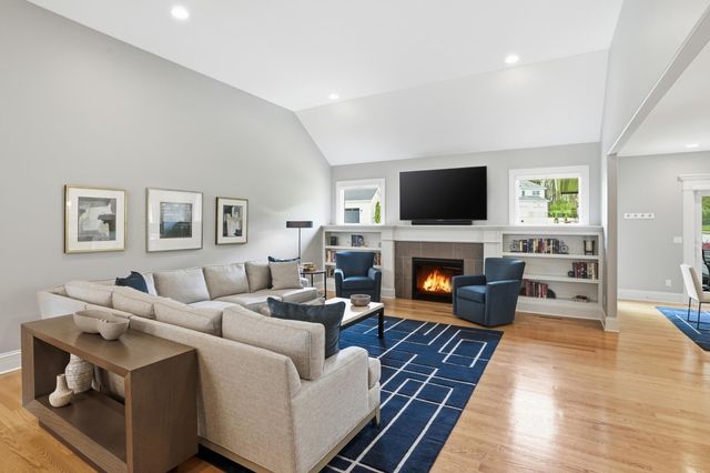 3802 Brigata, Valparaiso, IN 46385