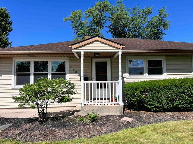 2521 Stanford Avenue, Fort Wayne, IN 46808