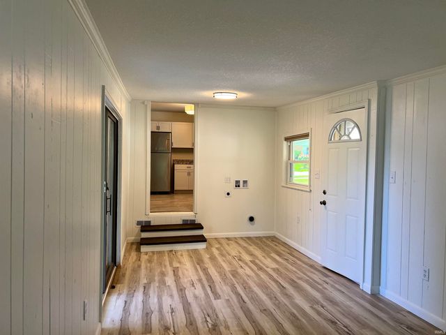 2521 Stanford Avenue, Fort Wayne, IN 46808