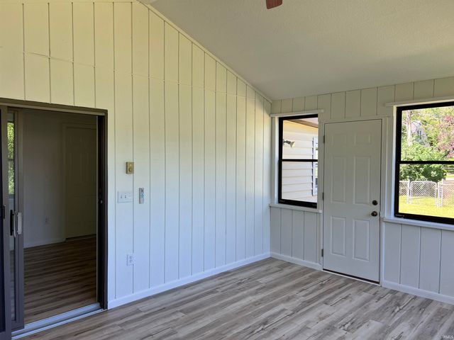 2521 Stanford Avenue, Fort Wayne, IN 46808