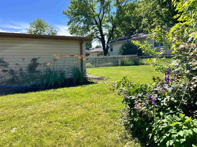 2521 Stanford Avenue, Fort Wayne, IN 46808
