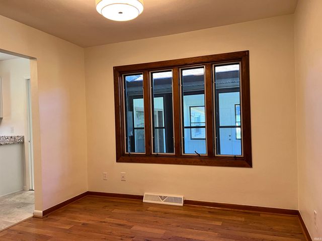 2521 Stanford Avenue, Fort Wayne, IN 46808