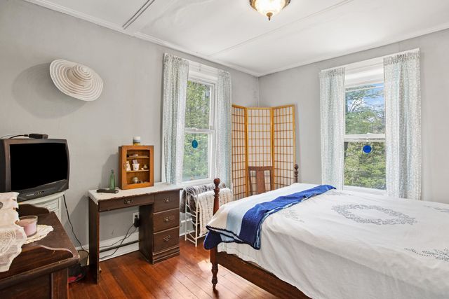 16 Bible Hill Road, Bennington, NH 03442