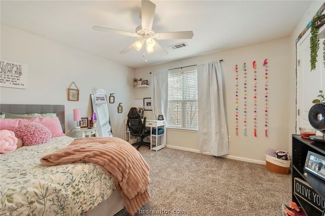 1725 Harvey Mitchell 1433, College Station, TX 77840