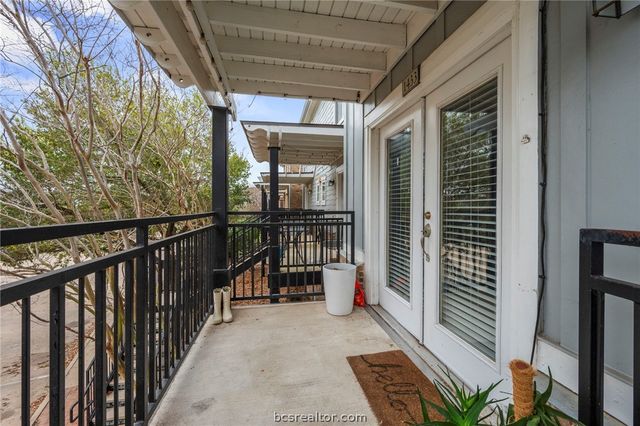 1725 Harvey Mitchell 1433, College Station, TX 77840