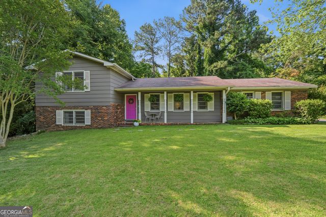 1179 Matthews Place, Macon, GA 31210