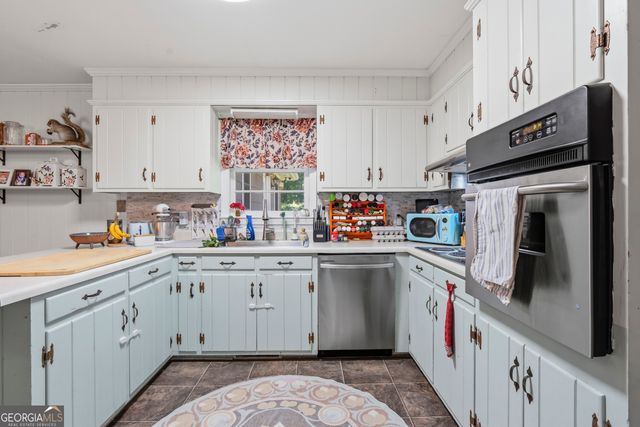 1179 Matthews Place, Macon, GA 31210