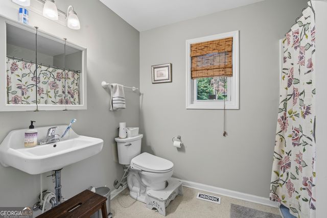 1179 Matthews Place, Macon, GA 31210