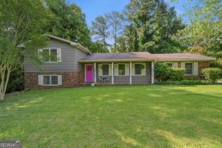 1179 Matthews Place, Macon, GA 31210