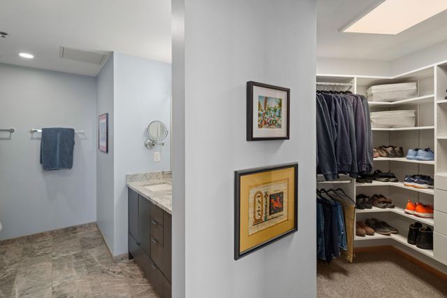 1240 S 2nd Street 1201, Minneapolis, MN 55415