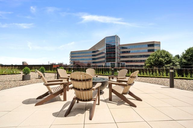 1240 S 2nd Street 1201, Minneapolis, MN 55415