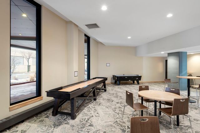 1240 S 2nd Street 1201, Minneapolis, MN 55415