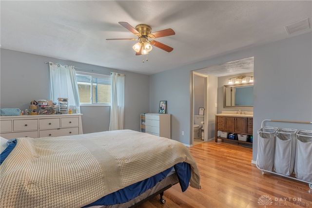 5341 Pathview Drive, Huber Heights, OH 45424