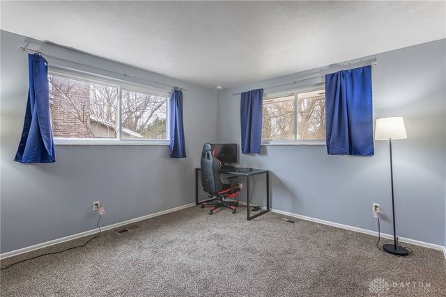 5341 Pathview Drive, Huber Heights, OH 45424