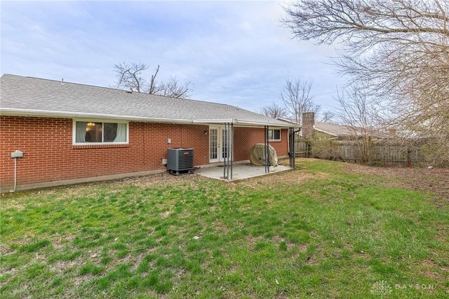 5341 Pathview Drive, Huber Heights, OH 45424