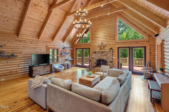 4307 Mystic Lane, Hillsborough, NC 27278