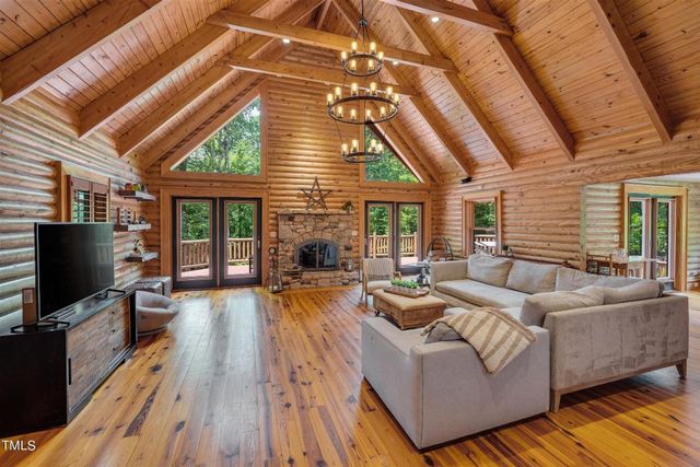 4307 Mystic Lane, Hillsborough, NC 27278