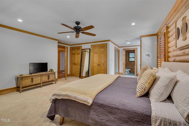 4307 Mystic Lane, Hillsborough, NC 27278