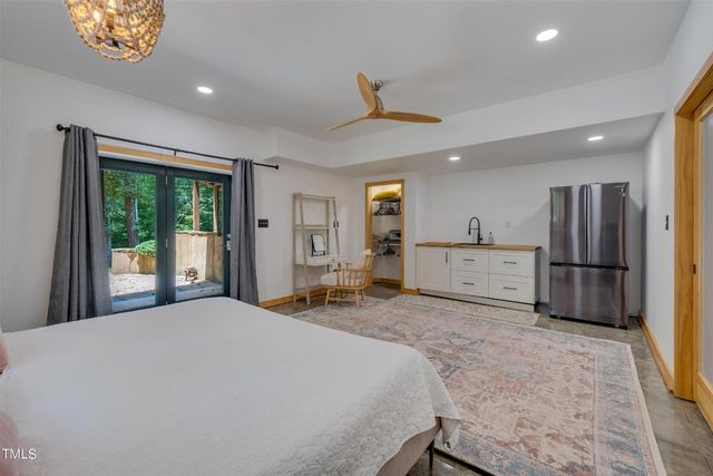 4307 Mystic Lane, Hillsborough, NC 27278