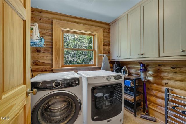 4307 Mystic Lane, Hillsborough, NC 27278