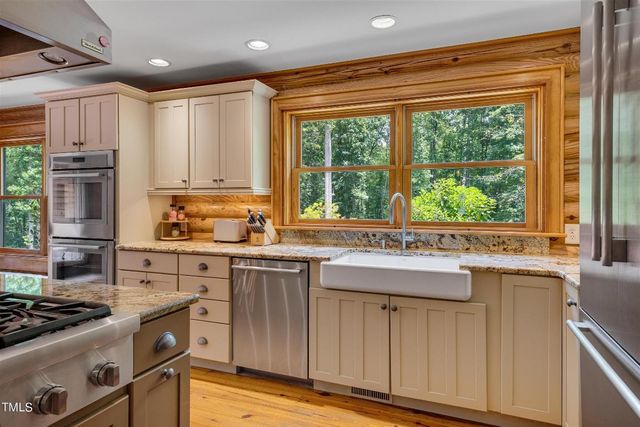 4307 Mystic Lane, Hillsborough, NC 27278