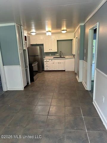 1603 Winchester Street, Jackson, MS 39211