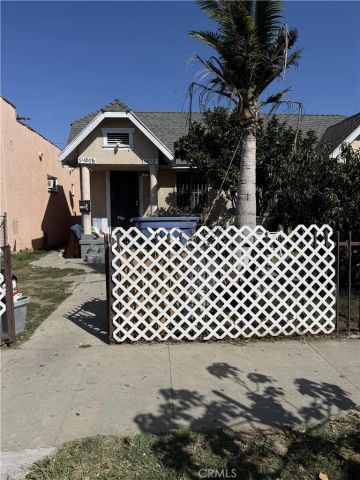 5418 Denker, Los Angeles, CA 90062