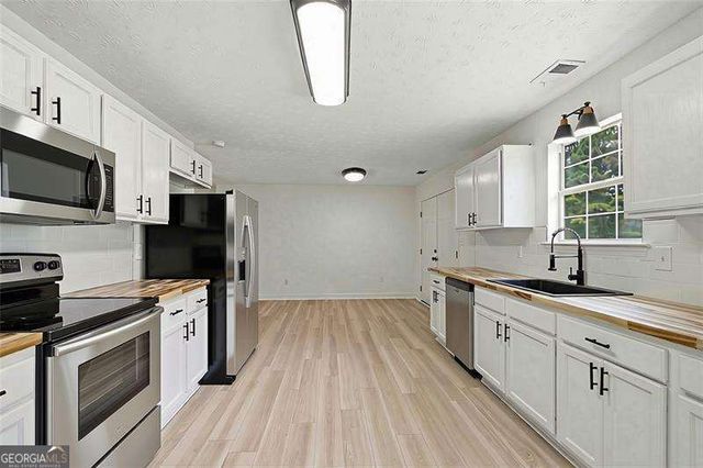 321 Snapping Shoals Road, Mcdonough, GA 30252