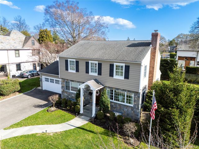 334 Raymond Street, Rockville Centre, NY 11570