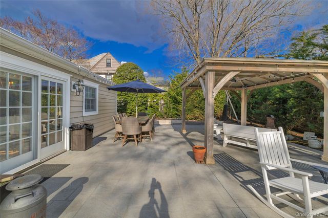 334 Raymond Street, Rockville Centre, NY 11570