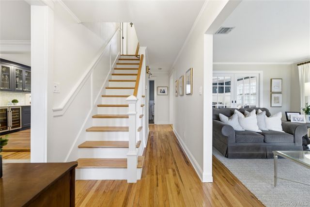 334 Raymond Street, Rockville Centre, NY 11570