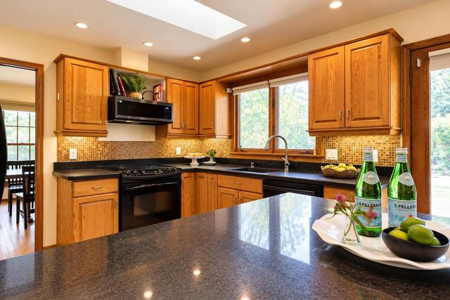1057 N 123rd STREET, Wauwatosa, WI 53226