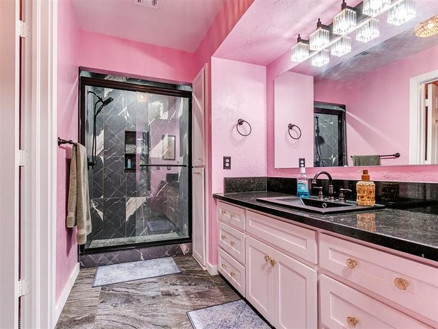 7104 N Lakeway Drive, Oklahoma City, OK 73132
