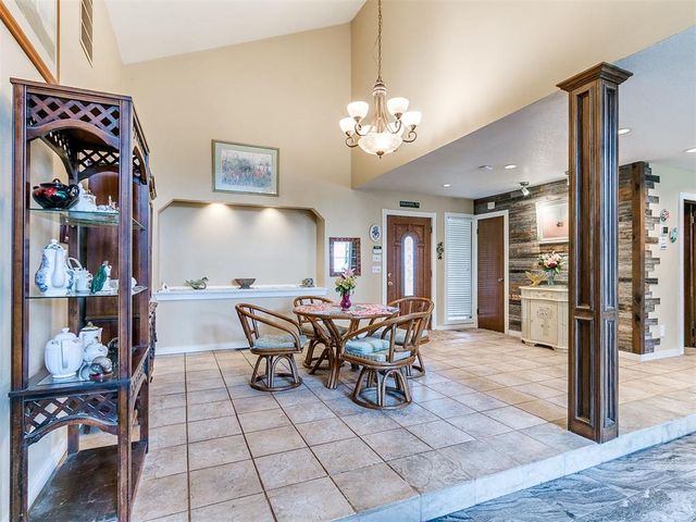 7104 N Lakeway Drive, Oklahoma City, OK 73132