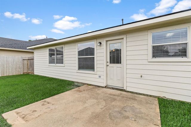 15831 Little Miss Creek Drive, Cypress, TX 77429