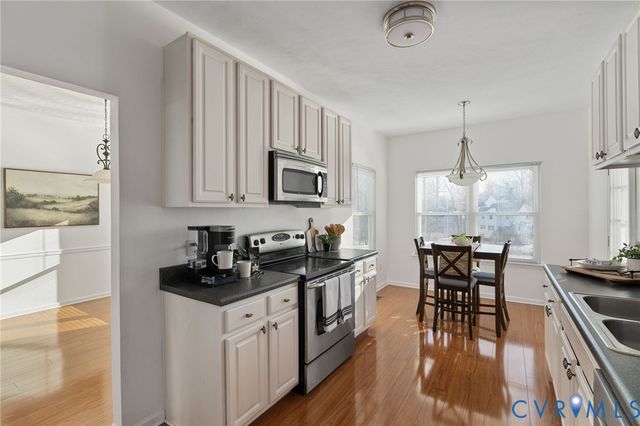 1806 Providence Creek Cir, North Chesterfield, VA 23236