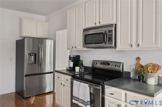 1806 Providence Creek Cir, North Chesterfield, VA 23236